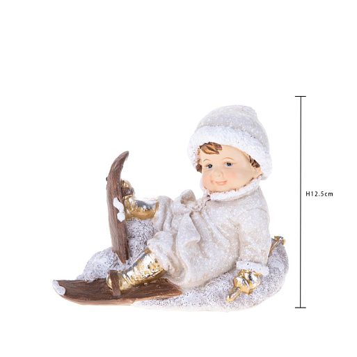 Ребенок с лыжами