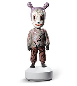 Скульптура The Guest by Gary Baseman