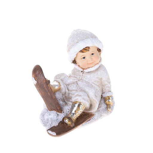 Ребенок с лыжами