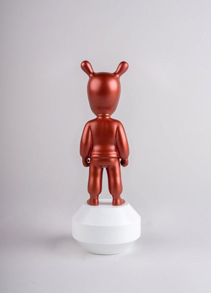 Скульптура Guest Little metallic red